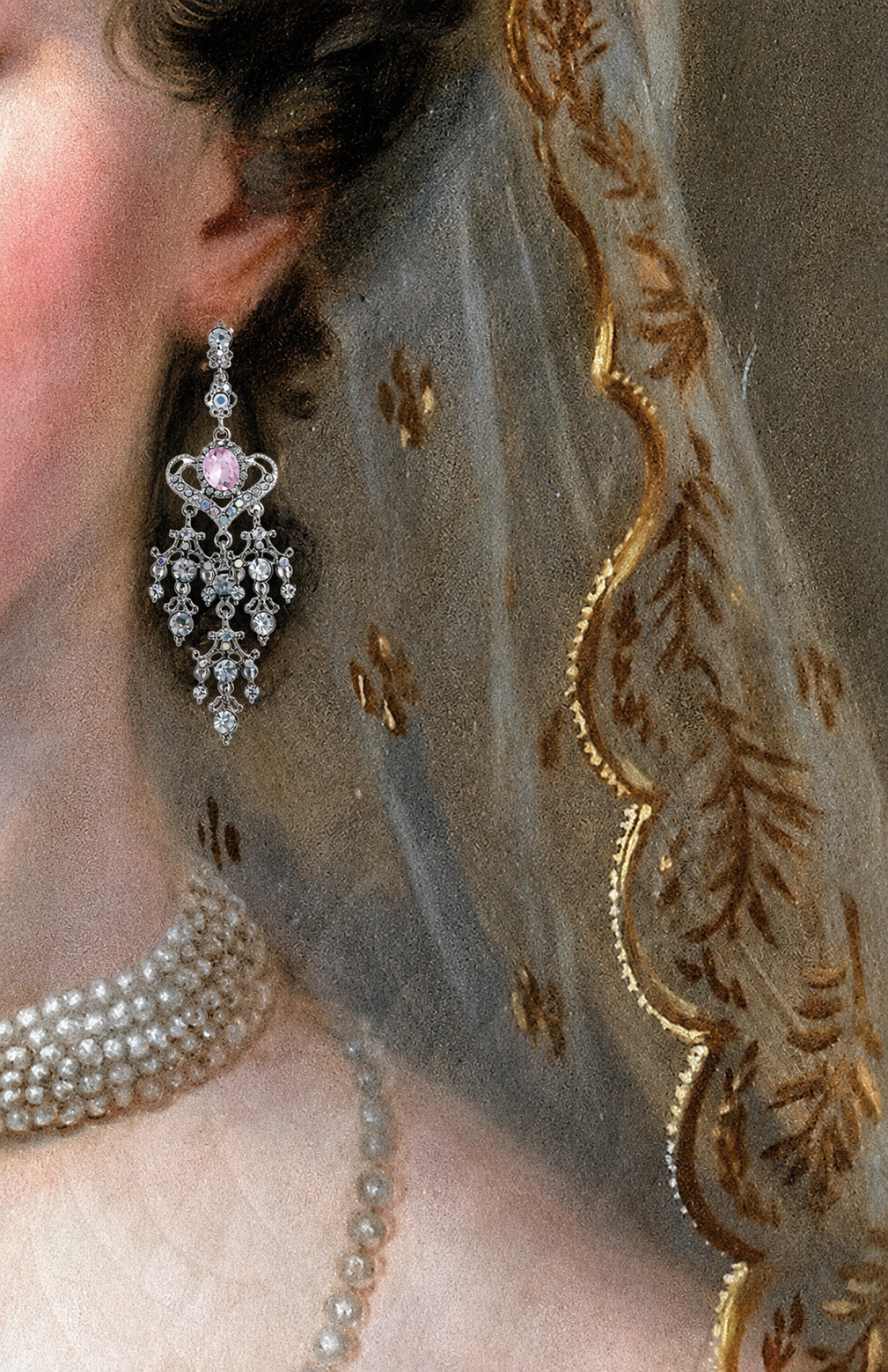 Queen's Reverie Earrings