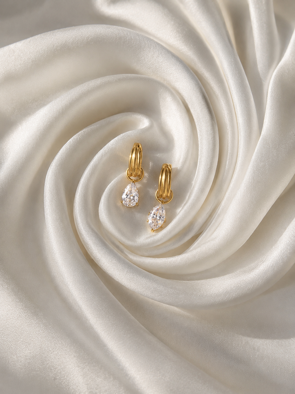 Clara Earrings