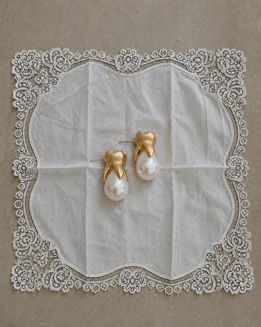 Pearlspell Earrings