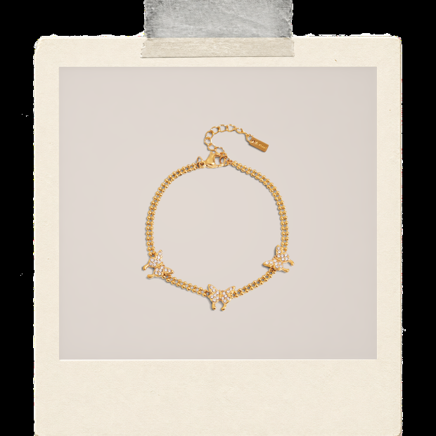 Zinnia Bracelet | Charm Chain Bracelet Polaroid image