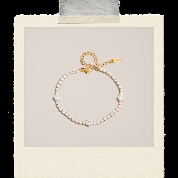 Greta Bracelet | Silver Link Bracelet Polaroid image